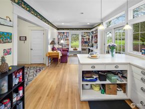 4616 Meridian Avenue N, Seattle WA 98103