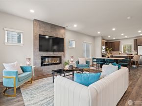 309 207th Place SE, Bothell WA 98012