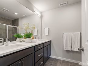 309 207th Place SE, Bothell WA 98012