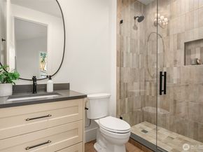 5117 107th Lane NE, Kirkland WA 98033