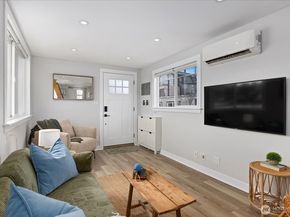 1080 W Ewing Street E5, Seattle WA 98119