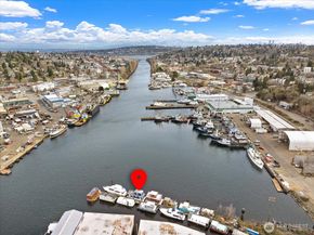 1080 W Ewing Street E5, Seattle WA 98119