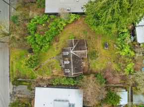 9229 45th Avenue NE, Seattle WA 98115