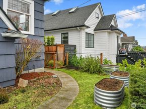 4738 35th Avenue NE, Seattle WA 98105