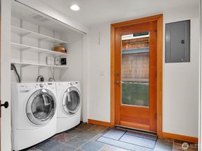 4738 35th Avenue NE, Seattle WA 98105