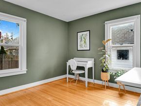 4738 35th Avenue NE, Seattle WA 98105