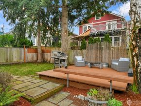 4738 35th Avenue NE, Seattle WA 98105