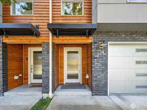 7628 222nd Street SW A4, Edmonds WA 98026
