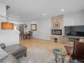 7628 222nd Street SW A4, Edmonds WA 98026