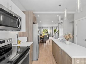 7628 222nd Street SW A4, Edmonds WA 98026