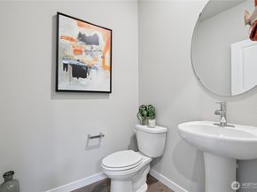 13429 NE 104th Way 2, Kirkland WA 98033