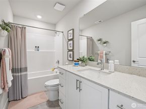 13429 NE 104th Way 2, Kirkland WA 98033