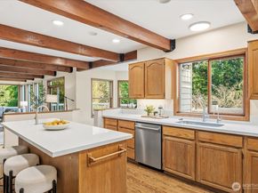 18400 228th Avenue NE, Woodinville WA 98077