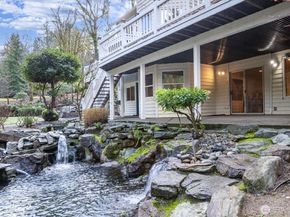 18400 228th Avenue NE, Woodinville WA 98077