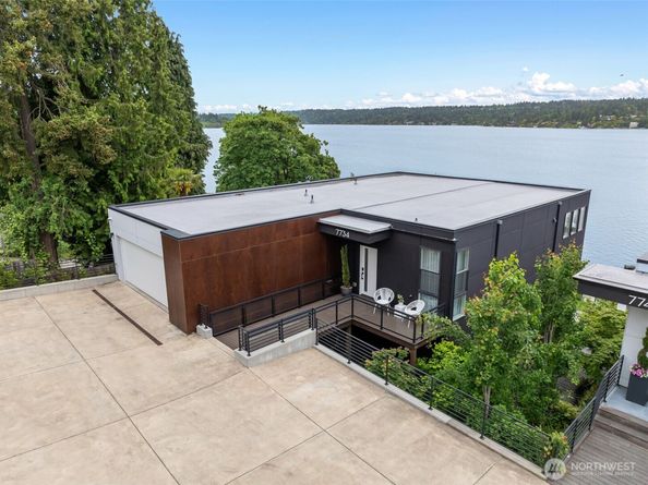 7734 Seward Park Avenue S, Seattle WA 98118