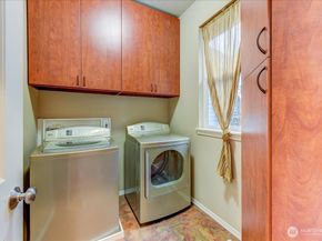 2462 172 Avenue NE, Redmond WA 98052