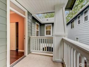 2462 172 Avenue NE, Redmond WA 98052