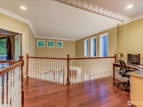 2462 172 Avenue NE, Redmond WA 98052