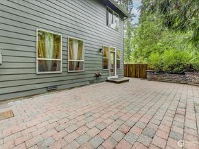 2462 172 Avenue NE, Redmond WA 98052