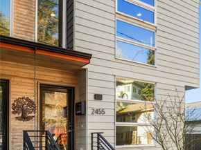 2455 Wickstrom Place SW, Seattle WA 98116