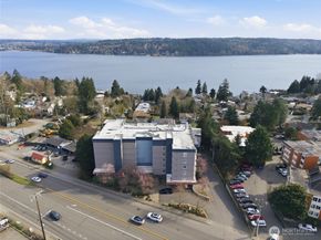 15020 Bothell Way NE 406, Lake Forest Park WA 98155