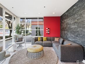 15020 Bothell Way NE 406, Lake Forest Park WA 98155