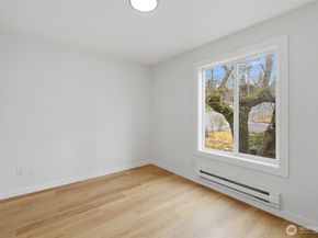 3233 NE 12th Street 201, Renton WA 98056