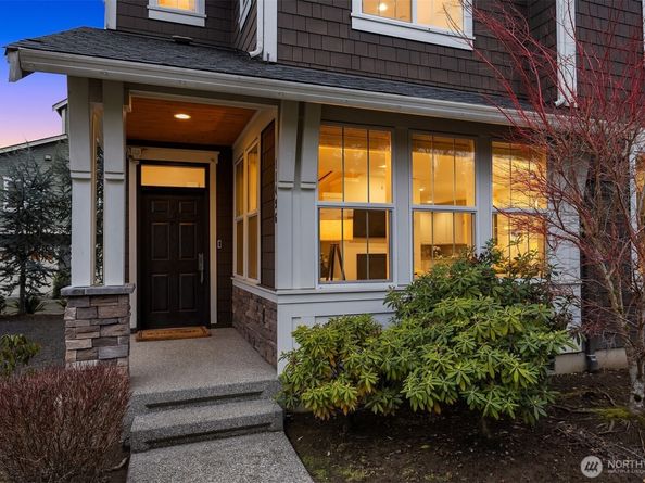 11496 158th Avenue NE, Redmond WA 98052