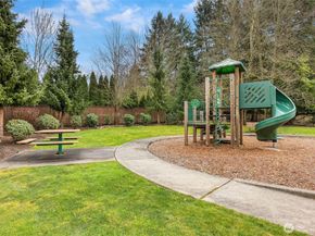 11496 158th Avenue NE, Redmond WA 98052