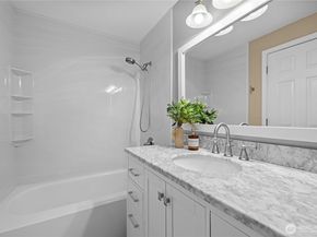 10317 NE 123rd Place, Kirkland WA 98034