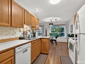 4118 212th Street SW 101C, Mountlake Terrace WA 98043