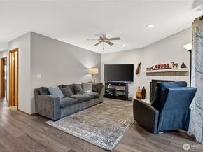 4118 212th Street SW 101C, Mountlake Terrace WA 98043