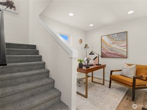 9518 Interlake Avenue N, Seattle WA 98103