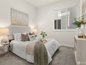 9518 Interlake Avenue N, Seattle WA 98103