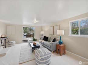 1312 N 171st Street, Shoreline WA 98133