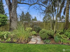 1312 N 171st Street, Shoreline WA 98133