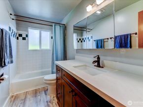 11242 A Fremont Avenue N, Seattle WA 98133