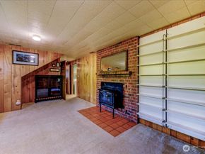 11242 A Fremont Avenue N, Seattle WA 98133