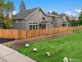 9207 NE 175th Street A, Bothell WA 98011