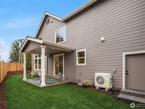 9207 NE 175th Street A, Bothell WA 98011