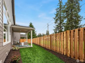 9207 NE 175th Street A, Bothell WA 98011