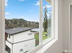 7612 129th Avenue SE, Newcastle WA 98056