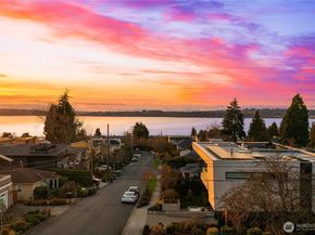 6504 103rd Avenue NE, Kirkland WA 98033