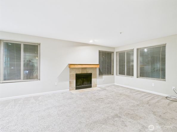 26335 116th Avenue SE H 205, Kent WA 98030