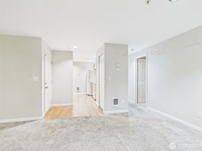 26335 116th Avenue SE H 205, Kent WA 98030