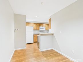 26335 116th Avenue SE H 205, Kent WA 98030