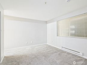 26335 116th Avenue SE H 205, Kent WA 98030