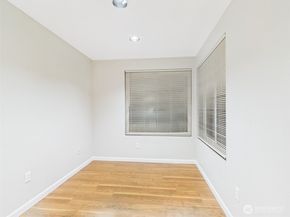 26335 116th Avenue SE H 205, Kent WA 98030