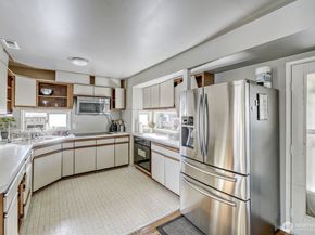 1401 Lake Youngs Way SE, Renton WA 98058