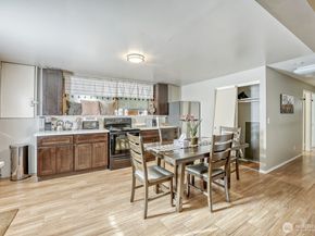 1401 Lake Youngs Way SE, Renton WA 98058